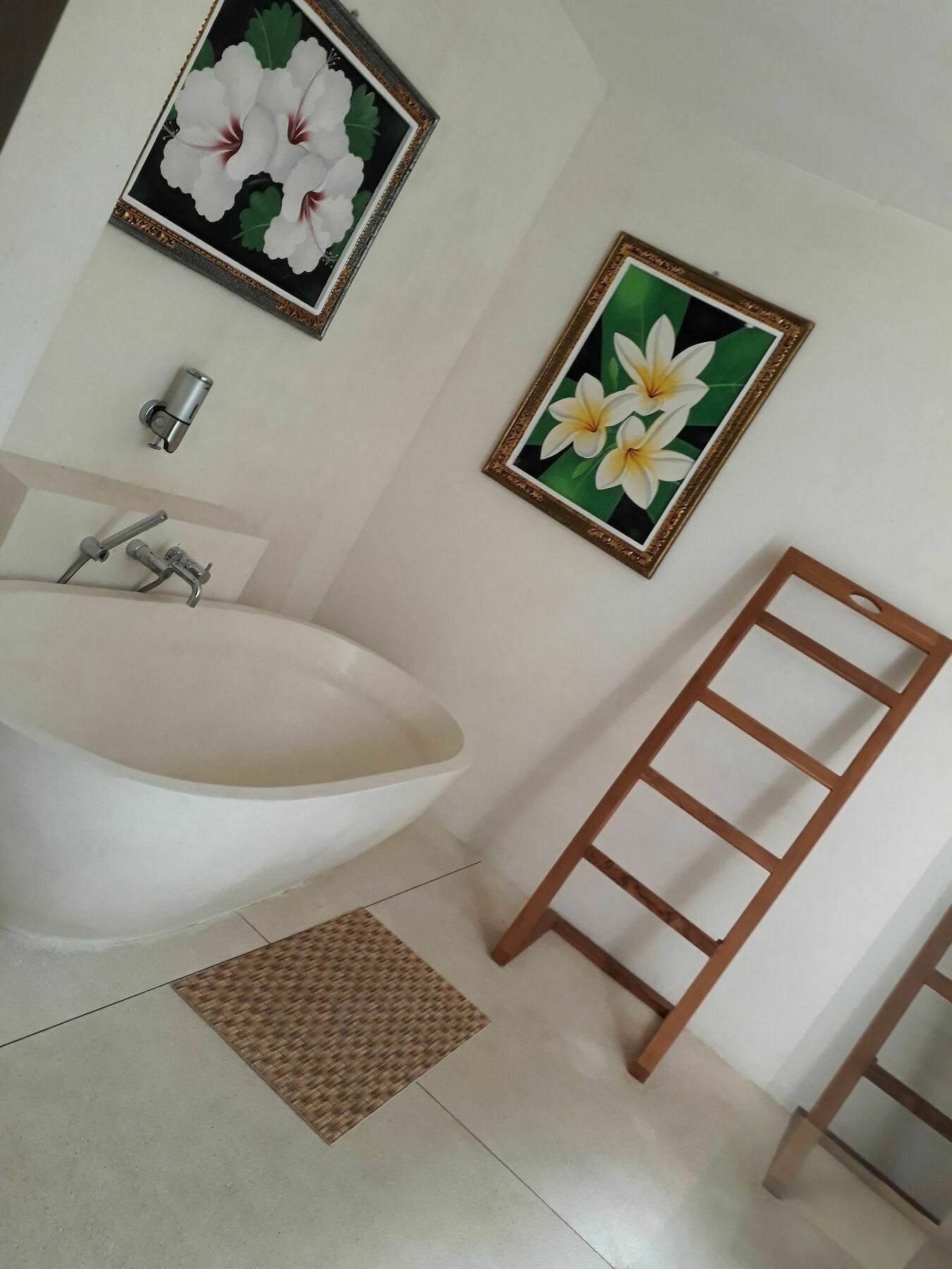 Narvik Villa Lombok Exterior photo