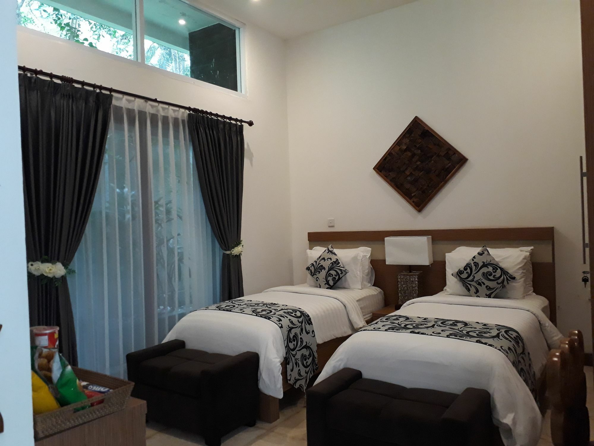 Narvik Villa Lombok Exterior photo